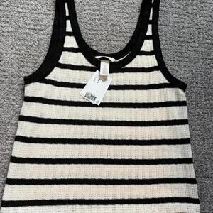 Hm black and white striped